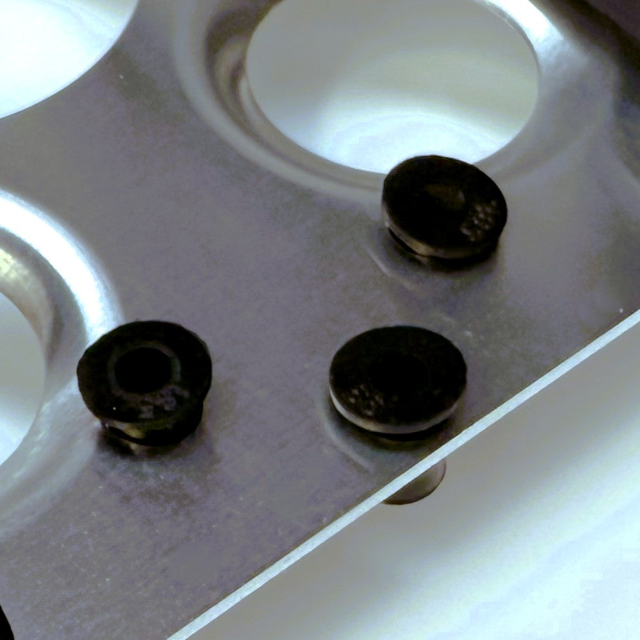 Motec M150とPDMを組み合わせたマウントブラケット