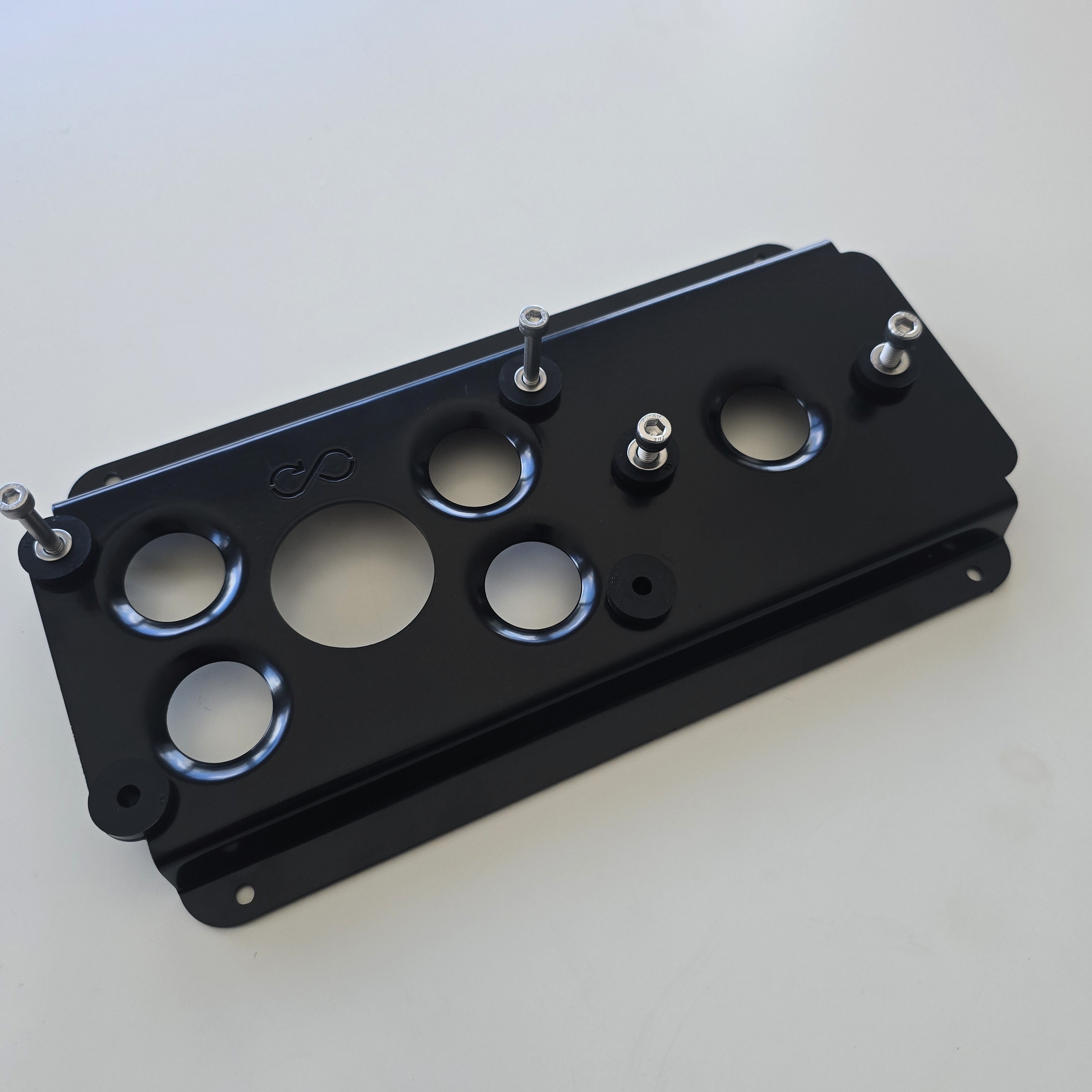 Haltech PDM16  and TE Connectivity HCR150 Mount